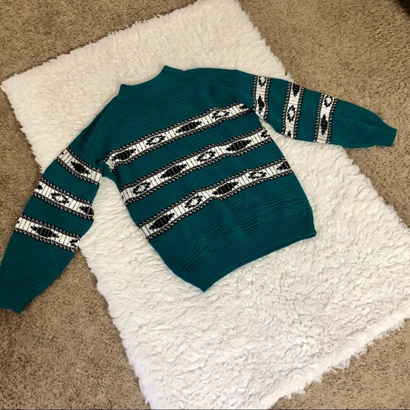 Vintage teal Aztec print mock neck sweater, medium - Picture 5 of 10